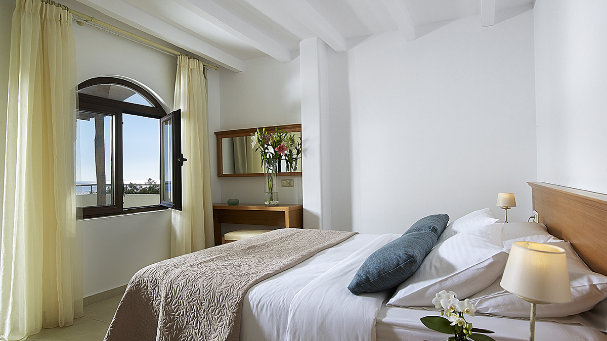 CHC Coriva Beach Hotel - NR